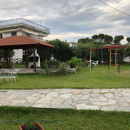 Thea Sea Apartment Nea Moudania Exterior foto