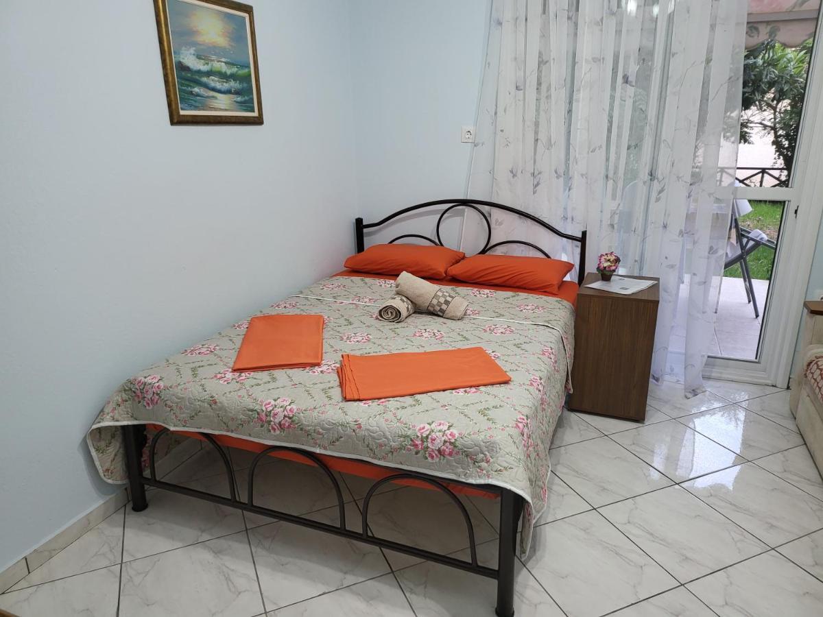 Thea Sea Apartment Nea Moudania Exterior foto